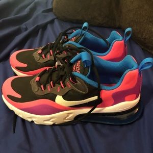 Nike Air 70 React Youth 6 women’s 7 1/2